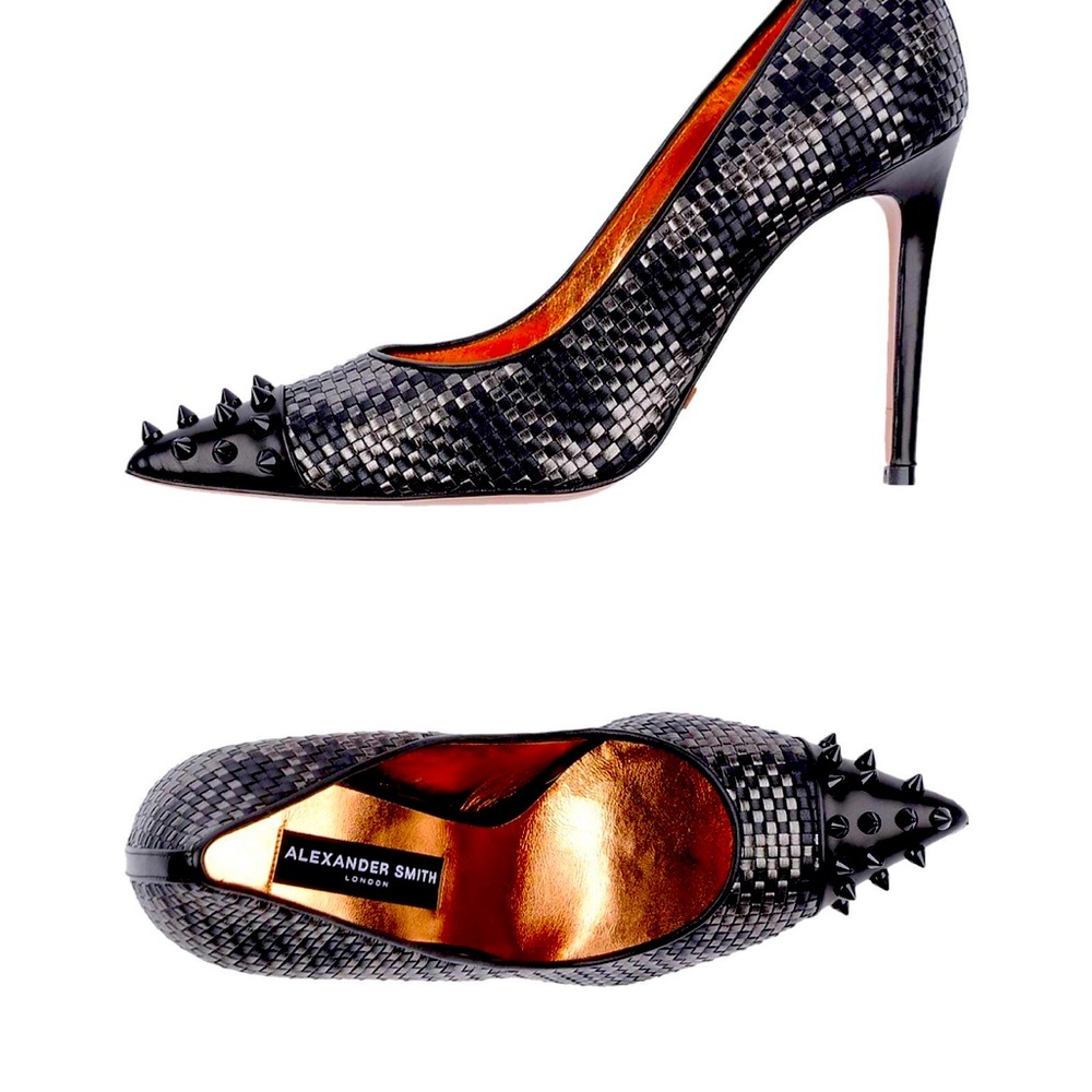 Alexander Smith London Brand New Pumps with the original box.